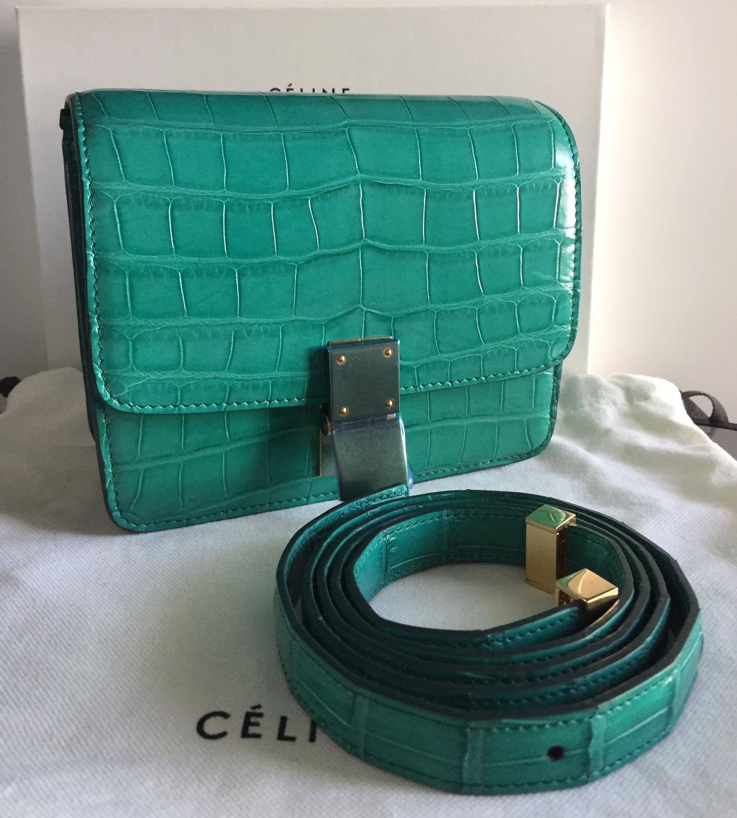 CHANEL bag Emerald green Crocodile Medium flap gold hardware NEW/box